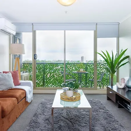 City Skyline Views With Swimming Pool! Melbourne Exterior photo